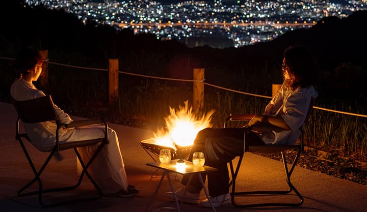 (サンプル) 福岡の夜景と過ごすアウトドアラグジュアリー - Snow Peak YAKEI SUITE ABURAYAMA FUKUOKA